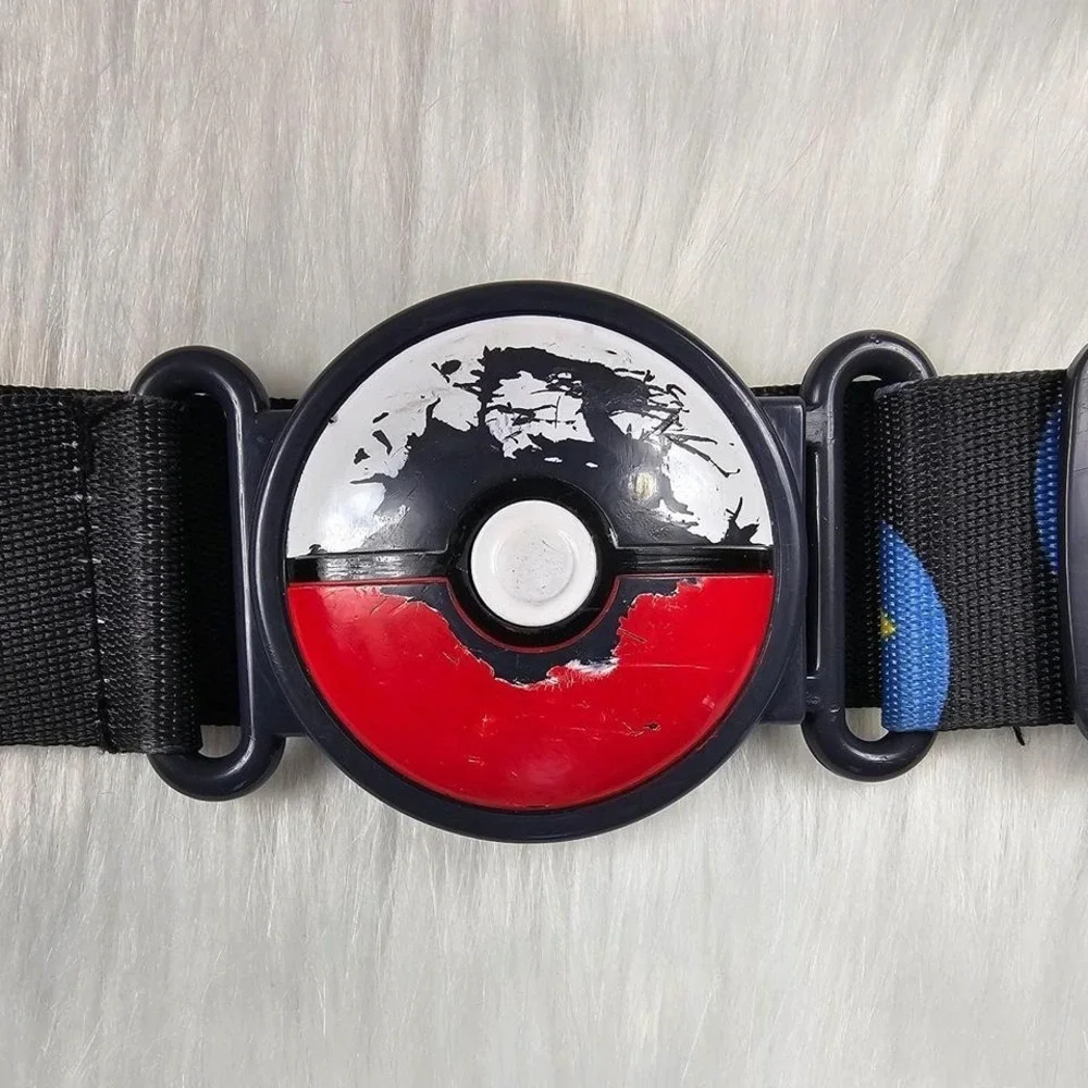 Nintendo adjustable seatbelt
